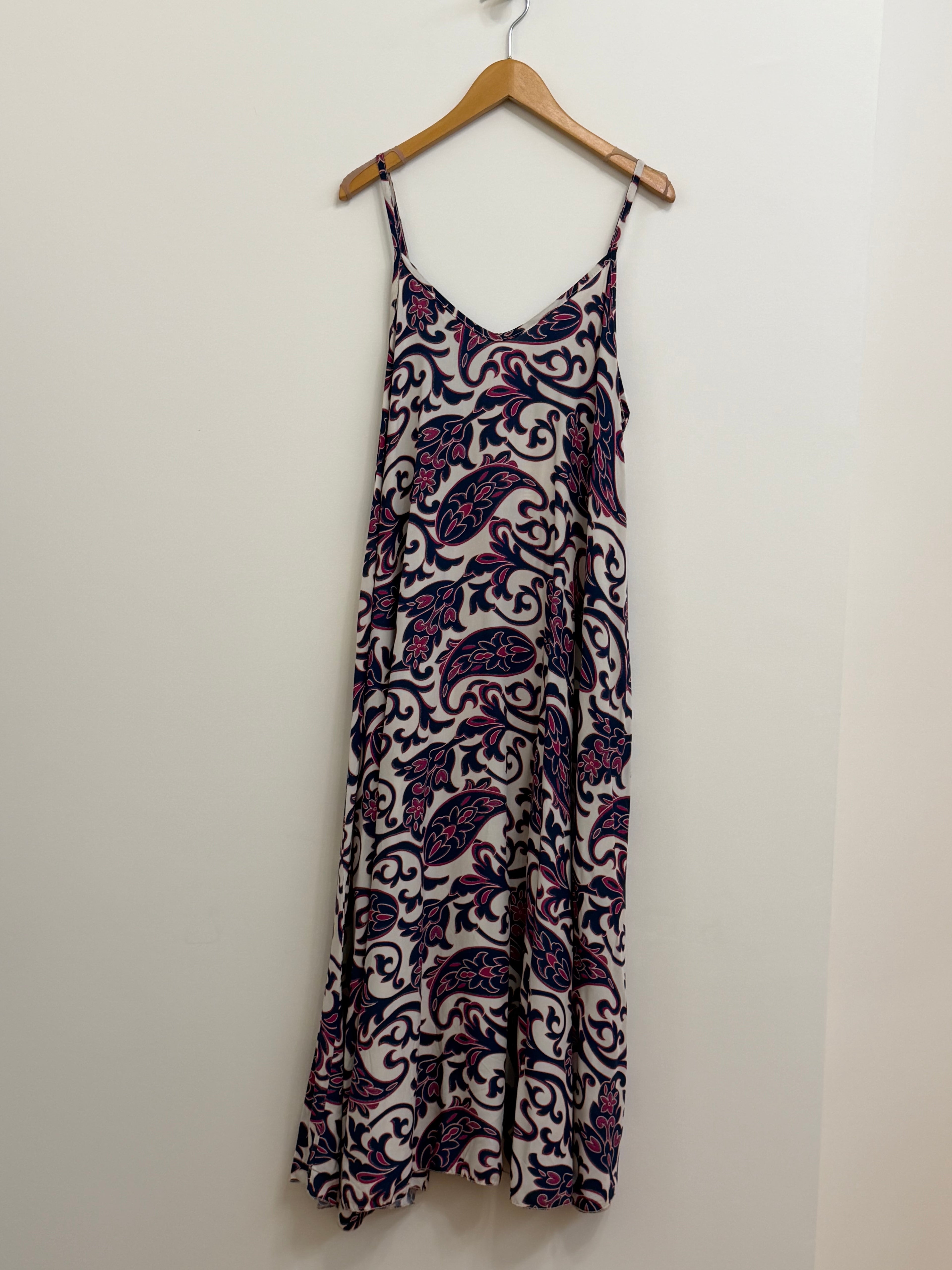 Robe Nilly